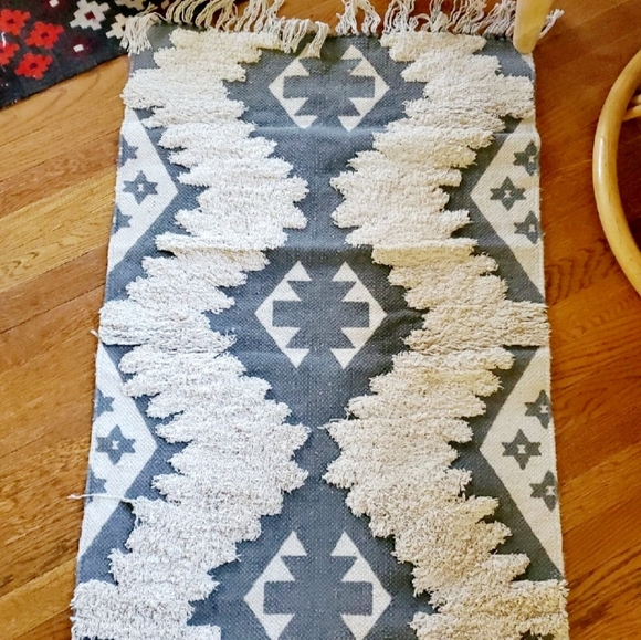 NWOT Boho Rug - Picture 3 of 3